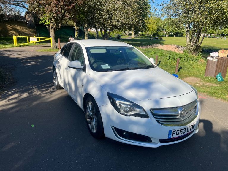 Vauxhall, INSIGNIA, Hatchback, 2013, Manual, 1796 (cc), 5 doors