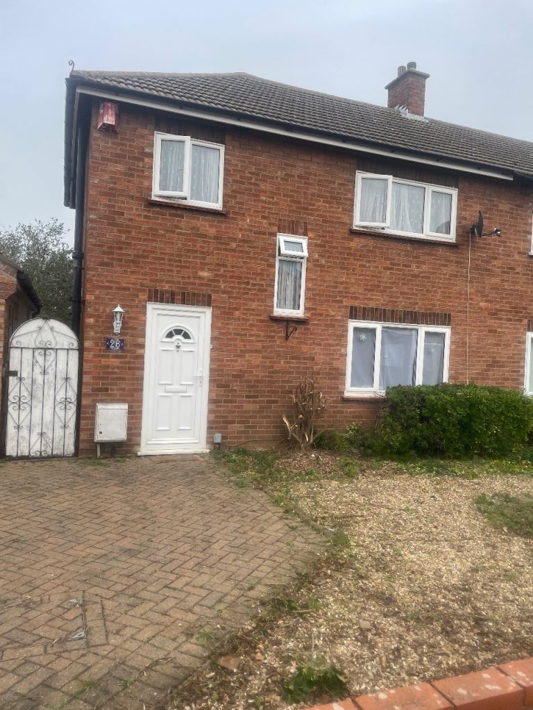 Ready to move in before christmas