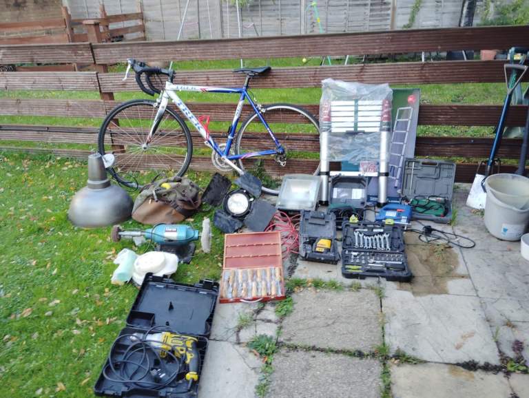 Everything must go … 