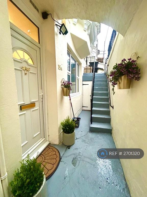 1 bedroom flat in Wakefield Road, Brighton, BN2 (1 bed) (#2701320)
