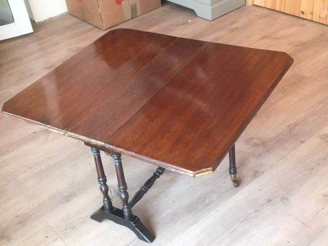 Victorian Mahogany Sutherland Drop Leaf Table