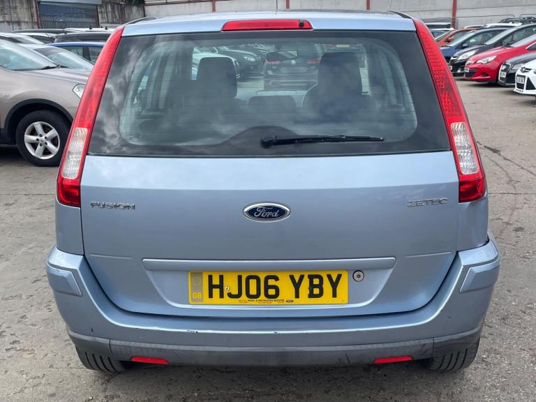 2006 Ford Fusion 1.6 Zetec Climate 5dr HATCHBACK Petrol Manual