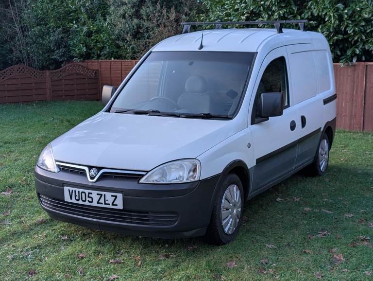 Vauxhall combo van, 1.3 cdti diesel, new MOT, 2 owners from new 