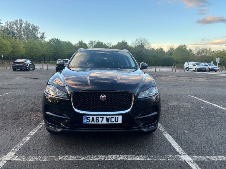 2017 Jaguar F-Pace Portfolio 2.0d 