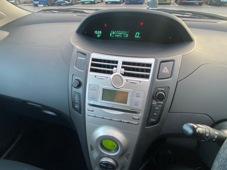 Toyota, YARIS, Hatchback, 2006, 5 doors