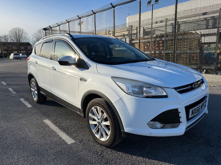 2016 Ford Kuga Titanium 2.0TDCi Manual (61,000 miles) Full Service History, Long MOT, ULEZ Free