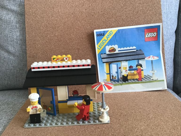 Lego Hamburger Stand