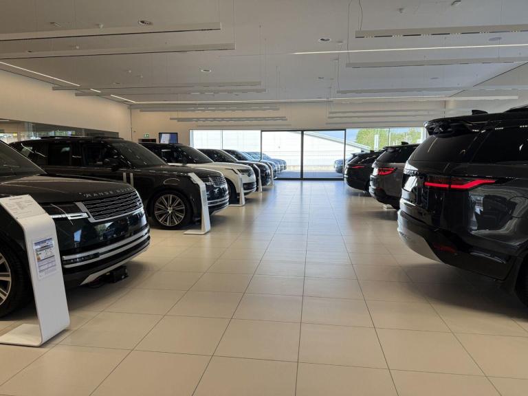 2025 Land Rover Range Rover Sport 3.0 D350 Autobiography 5dr Auto ESTATE DIESEL Automatic