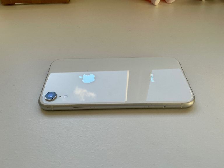 iPhone XR 128GB