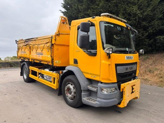 2018 18 DAF LF 230 E6 14FT9 Econ Uni-Body 3 way tipper auger spinner ex council