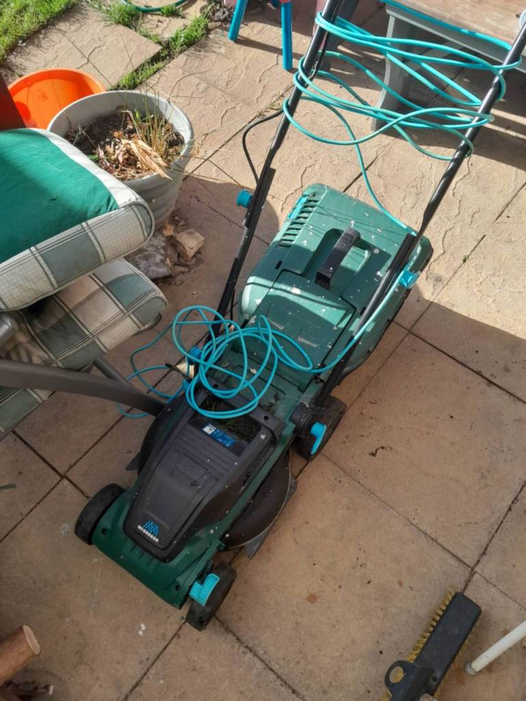 lawnmower mcgregor 32cm