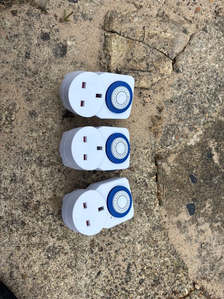 4-Hour Electrical Timer Switches – Used, Working Fine (3 Available)