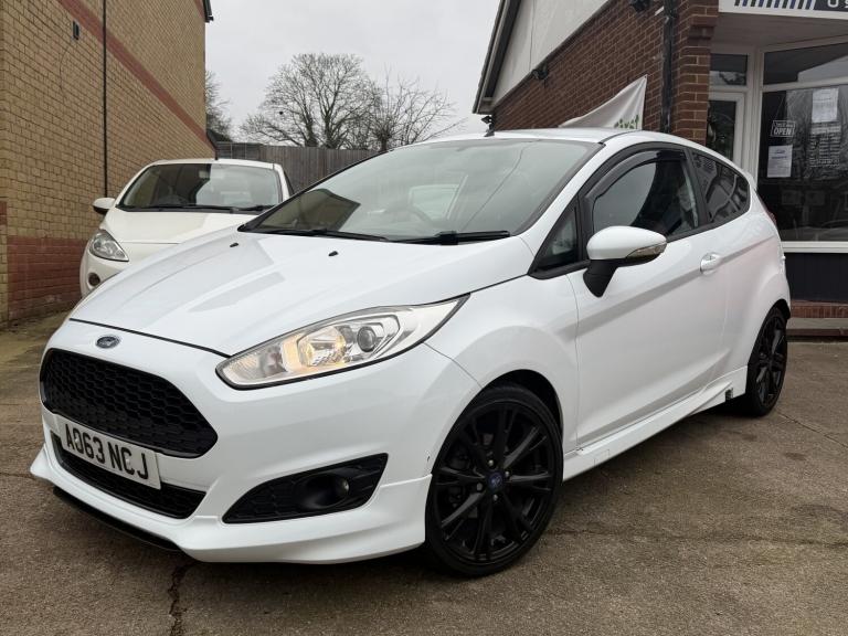 FORD FIESTA 1.0 T EcoBoost Zetec S 2013