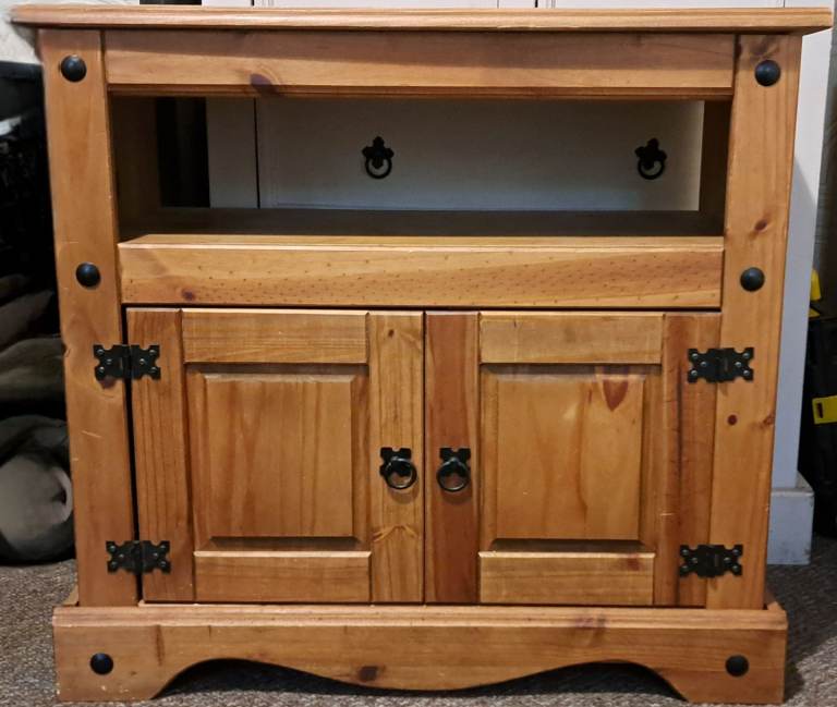 image for Oak TV Stand 