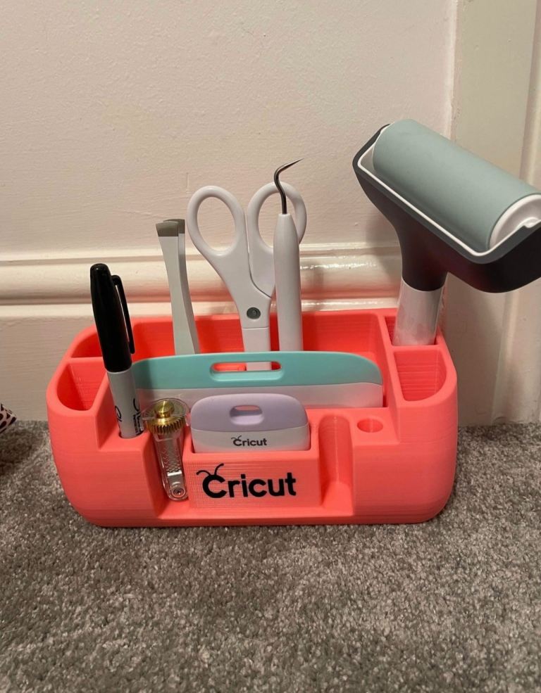 Cricut tool caddy.  Crafters items 