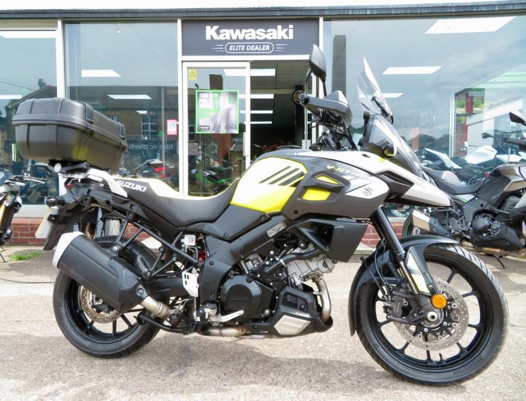 2017 Suzuki V-STROM DL1000 HEATED GRIPS & TOP BOX  Petrol Manual