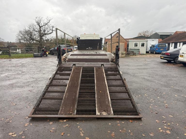 DAF LF 210 BEAVER TAIL WITH WINCH