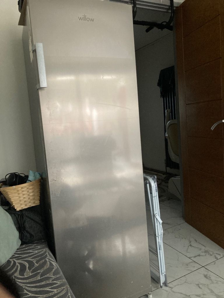 Fridge freezer
