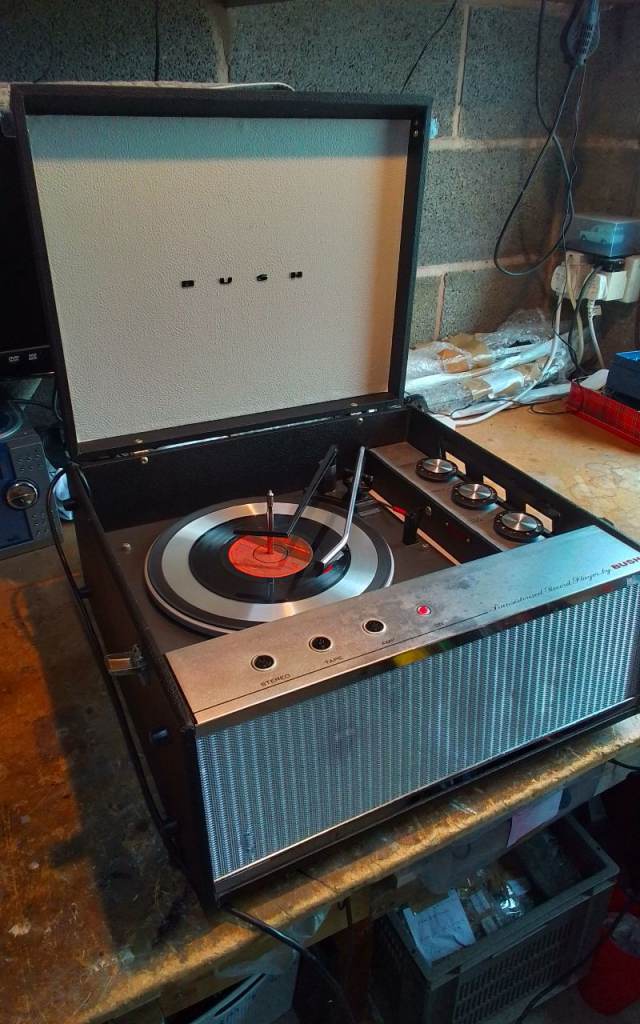BUSH SRP51 Record player