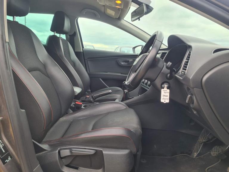 2015 SEAT Leon 1.8 TSI FR Sport Tourer Euro 6 (s/s) 5dr ESTATE Petrol Manual