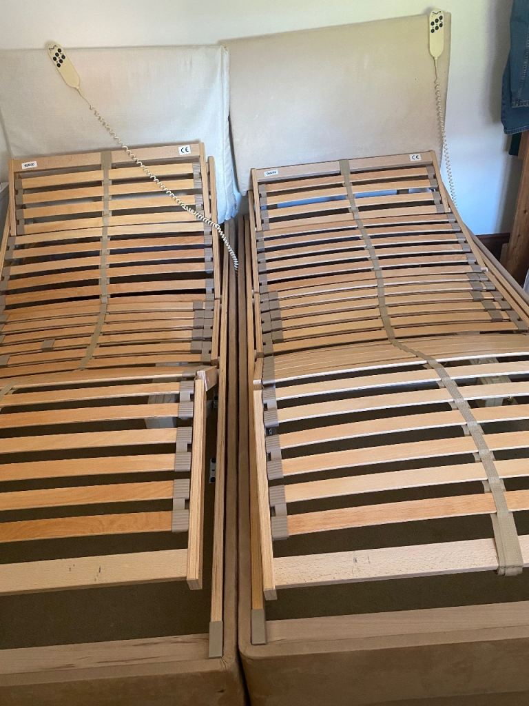 Electric adjustable bed
