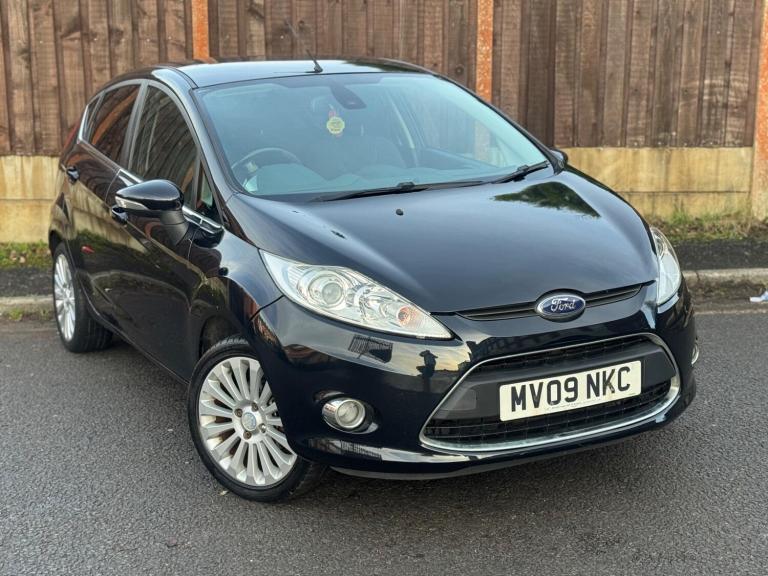 2009 Ford Fiesta 1.4 Titanium 5dr HATCHBACK Petrol Manual