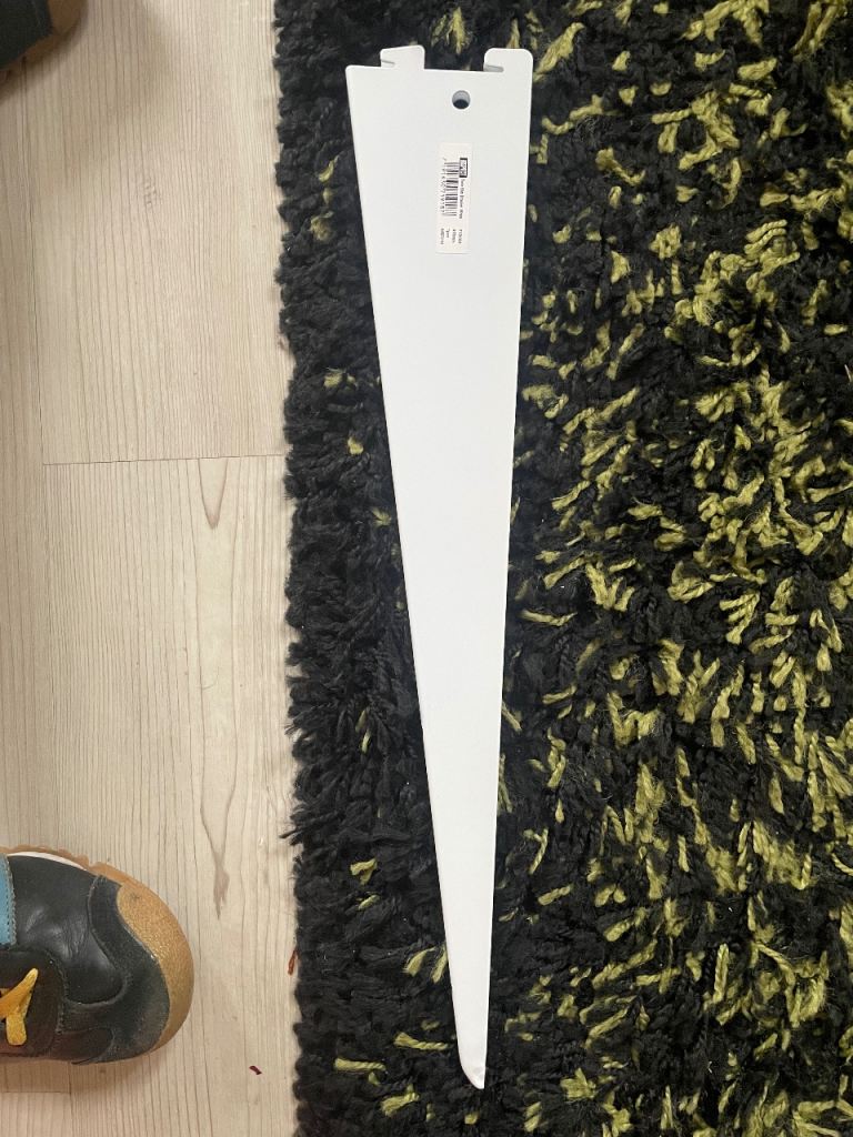 24 x Twin Slot brand new 470mm shelf brackets