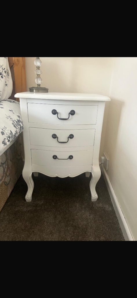 Beautiful white bedroom furniture for sale in excellent condition. 