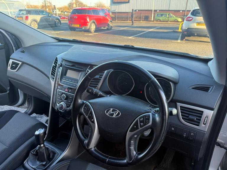2013 Hyundai i30 1.4 Active 5dr HATCHBACK PETROL Manual