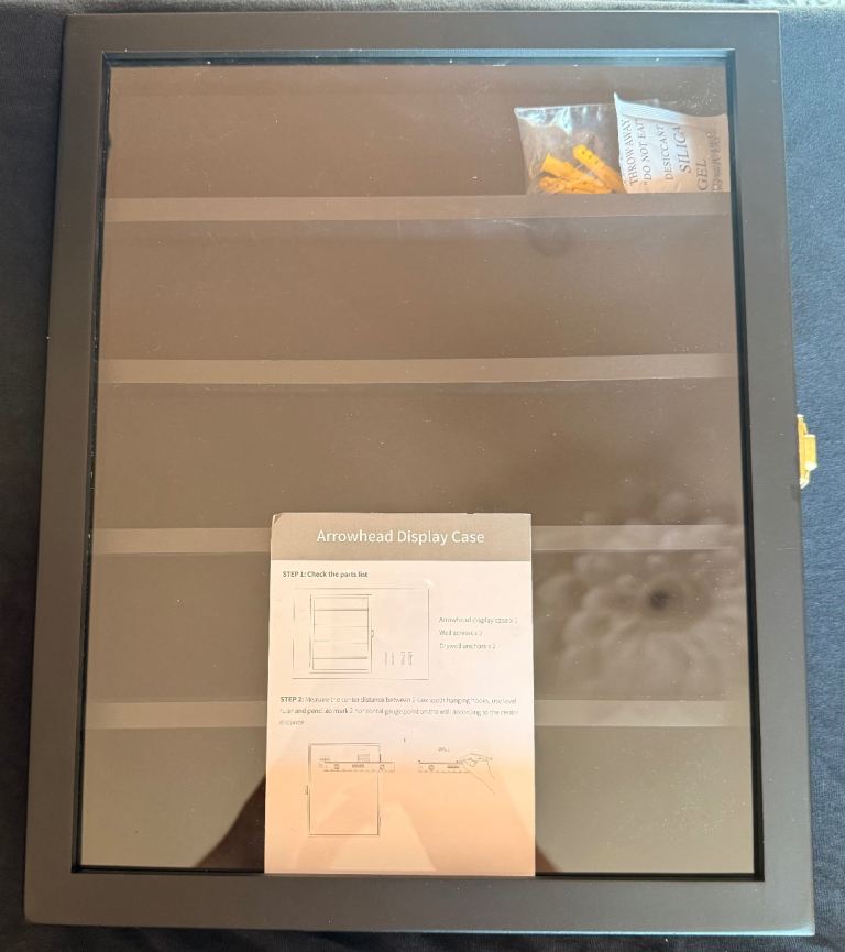 New Arrowhead Display Case with Glass Front – Wall Mountable