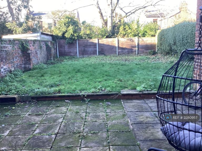 6 bedroom house in Beech Grove, Ashton-On-Ribble, Preston, PR2 (6 bed) (#2280957)