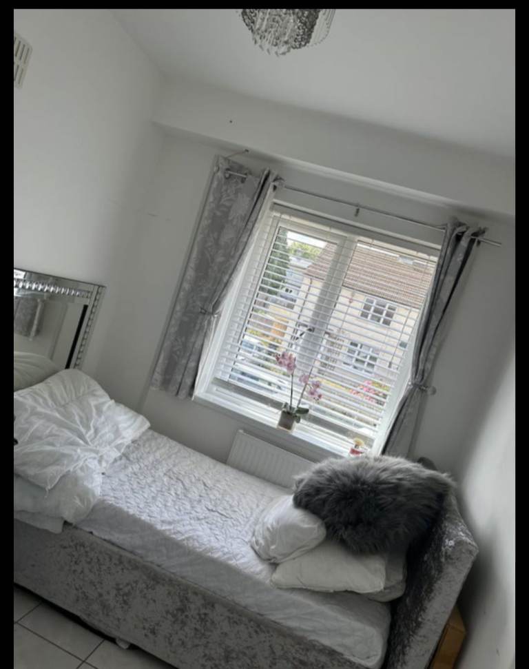 Room in shared house