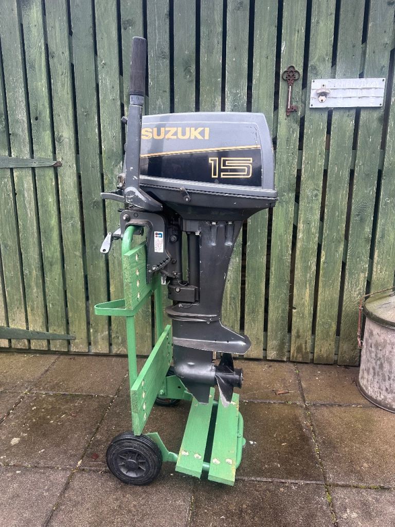 Outboard engine stand sack trolley wheeled