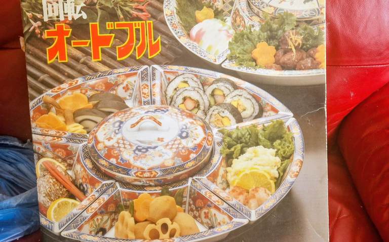 New Ceramic Serving Platter Set with  Lid