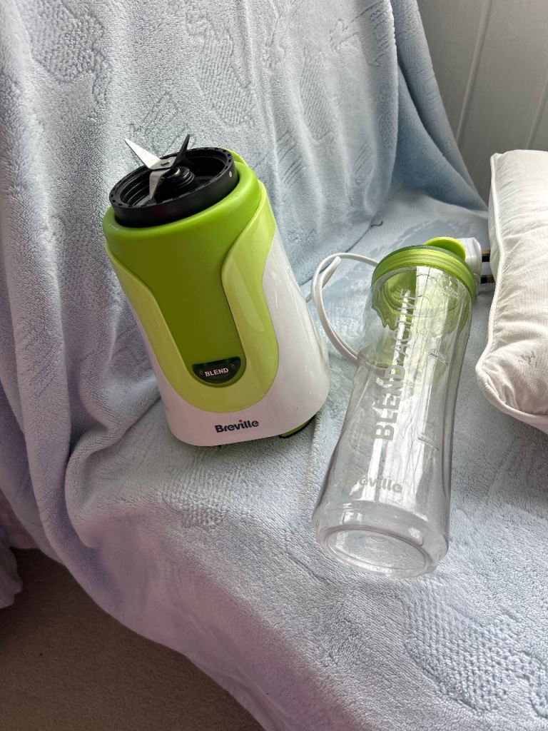 Breville Blend Active Personal Blender – Green & White