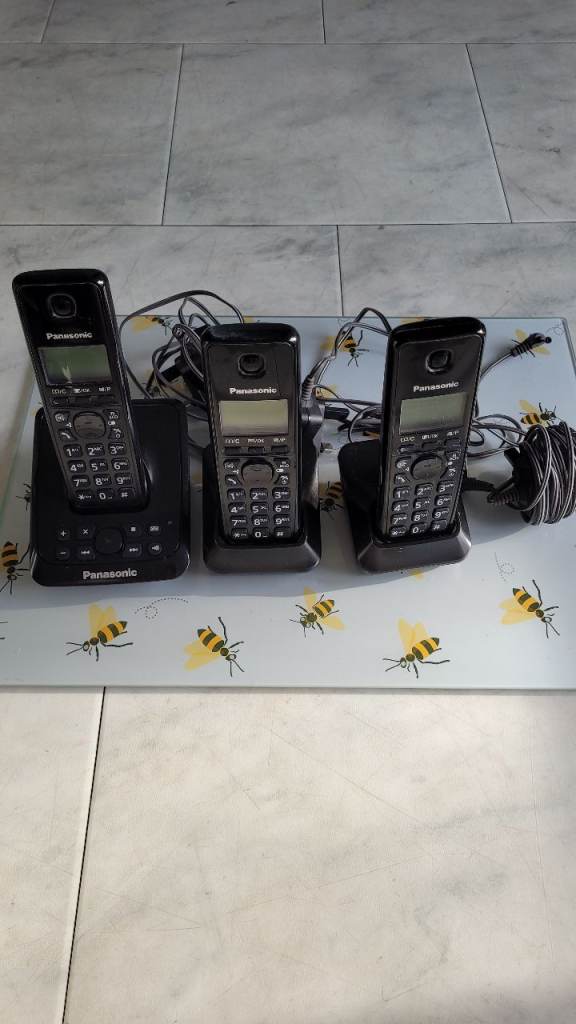 Panasonic 3x cordless phones answering machine
