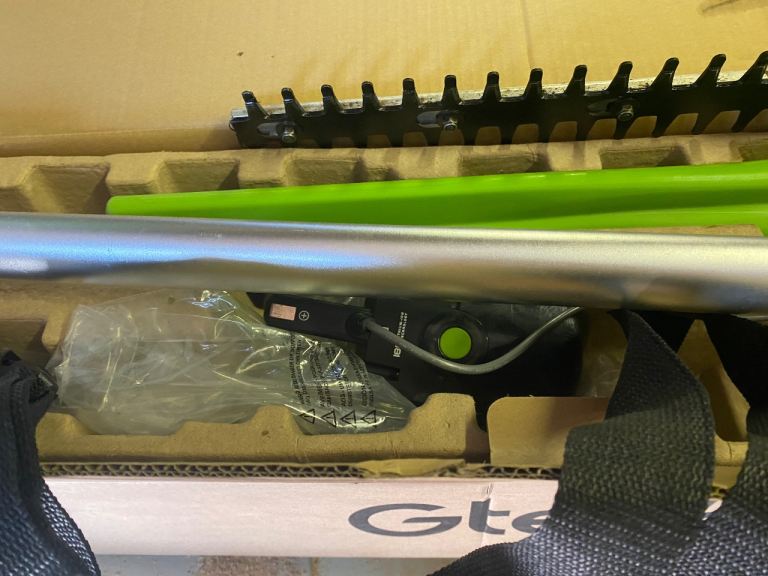 Gtech cordless hedge trimmer 