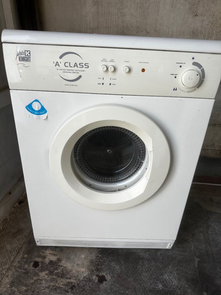 Vented tumble dryer 
