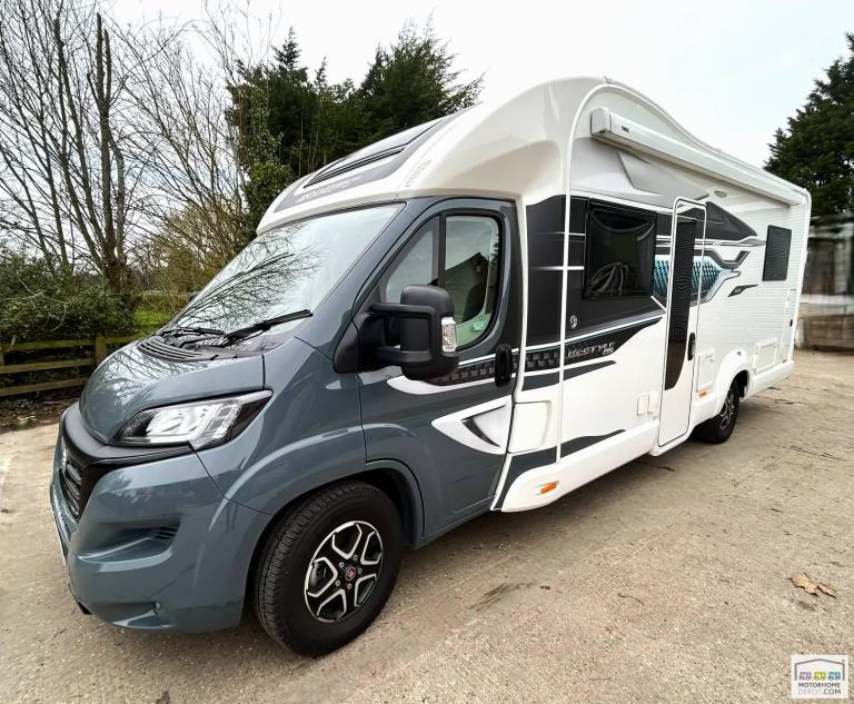 2025 SWIFT ESCAPE 674 6 BERTH REAR LOUNGE ELECTRIC BED Motorhome for Sale