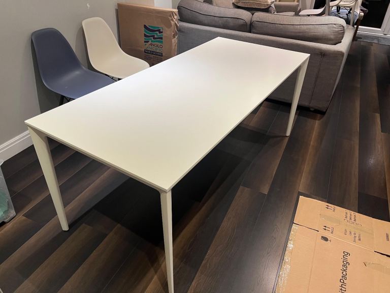 Dining table white 