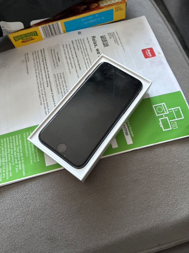 Apple iPhone 7 Black – Good Condition, Unlocked