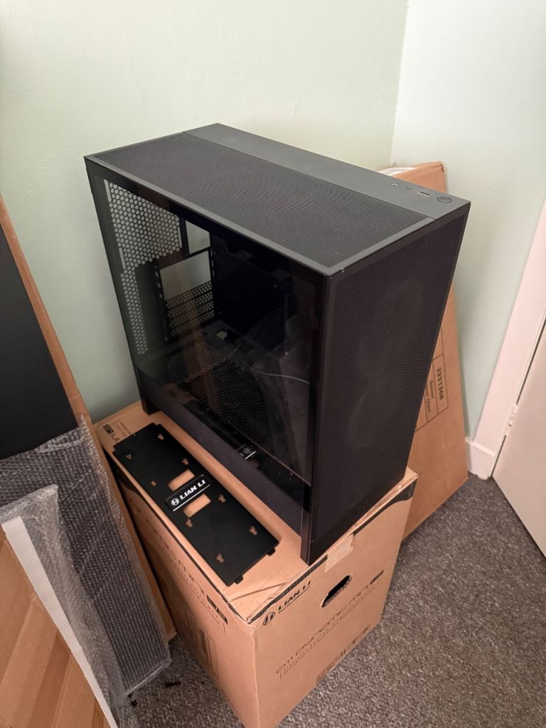 NZXT H7 Flow