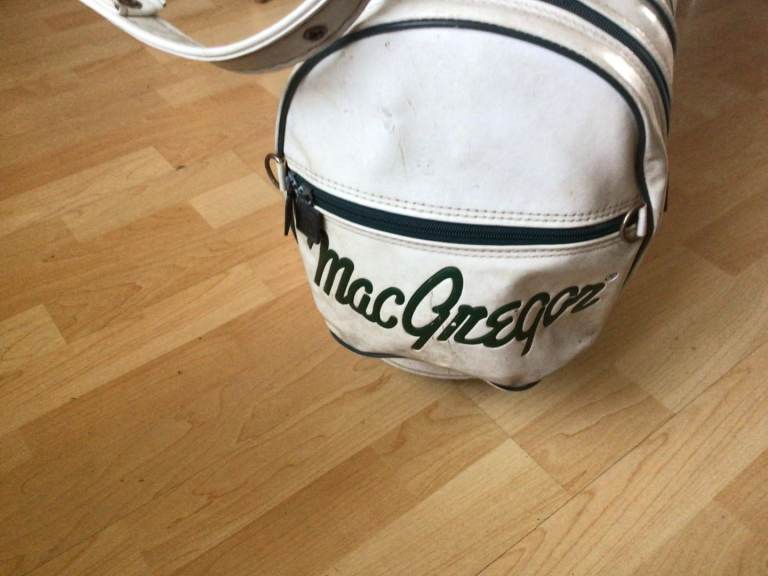 Golf club set and bag