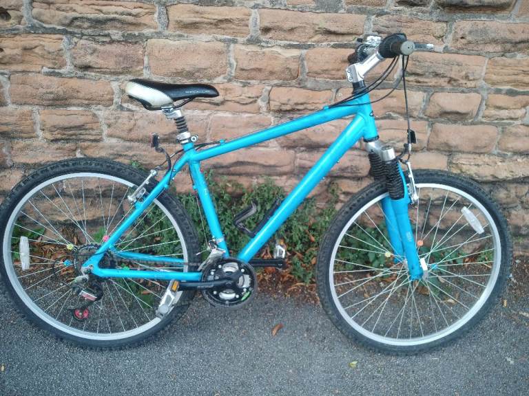 Apollo Charm M Ladies Teens Girls Hard Tail Mountain Bike VGC