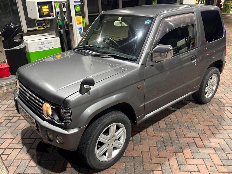 2016 Mitsubishi Pajero PETROL Manual