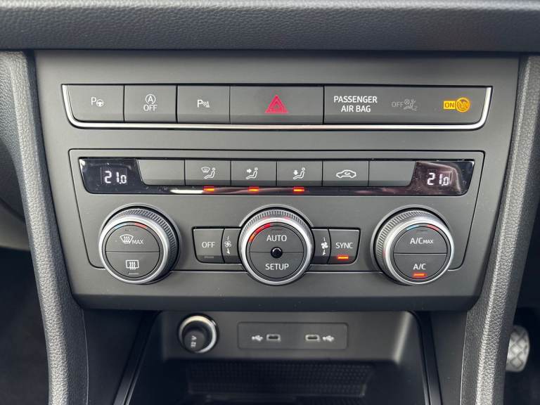 2025 SEAT Ateca 1.0 TSI 115 SE Technology 5dr Estate PETROL Manual