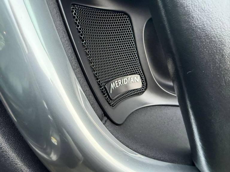 2017 Land Rover Discovery Sport 2.0 TD4 HSE SUV 5dr Diesel Auto 4WD Euro 6 (s/s) (180 ps) ESTATE ...