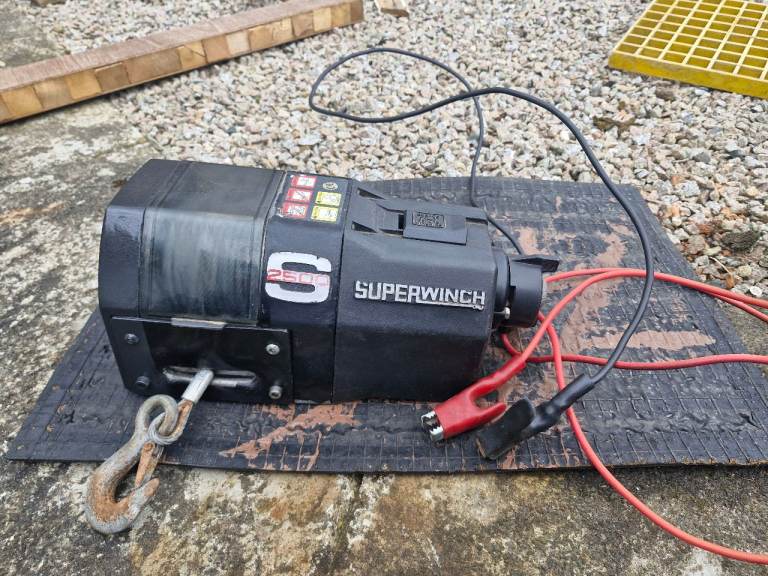 Superwinch 2500