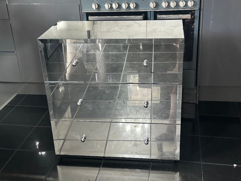 image for Mirror draws from next 