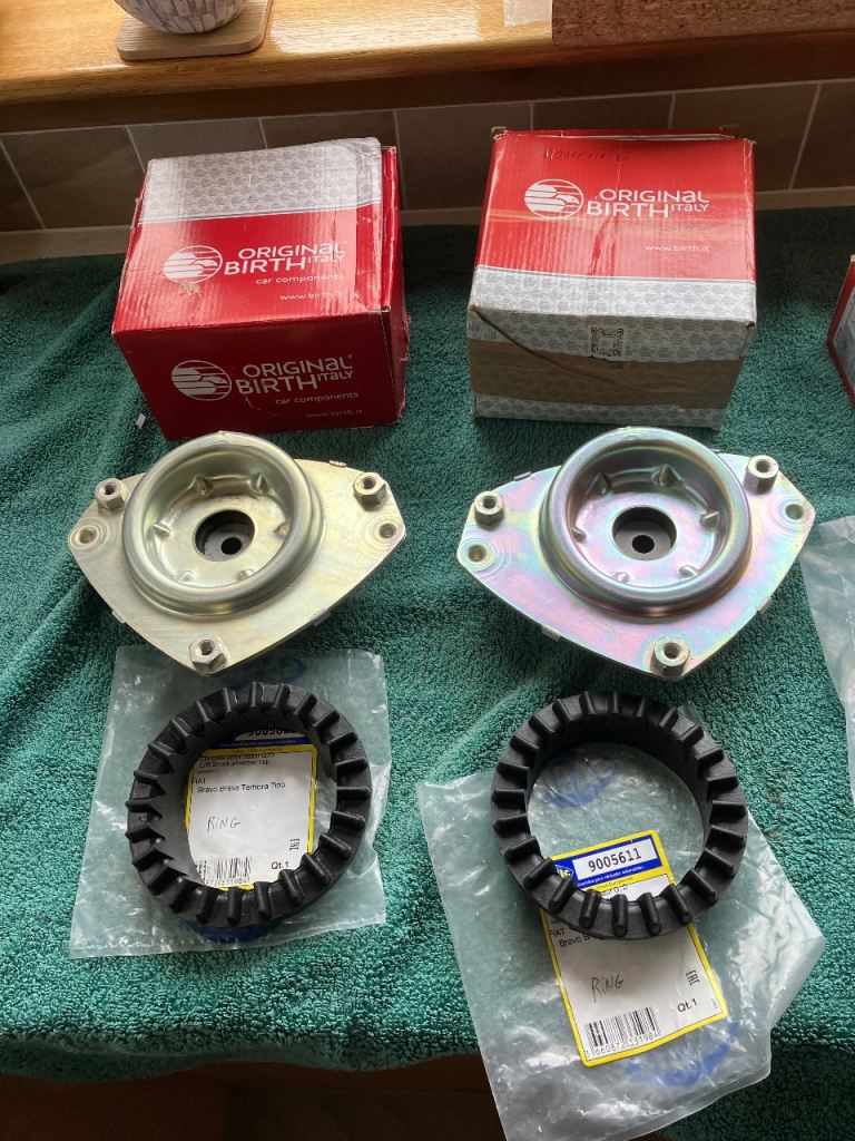 Alfa Romeo Front Suspension Mounts